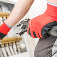servi bara reparacions